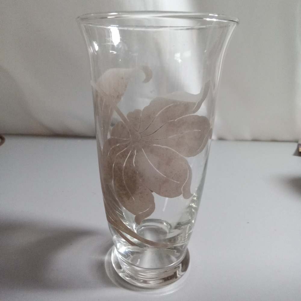 Vintage Etched Clear Glass Vase Frosted Leaf Floral Design Pedestal Base 6.5in